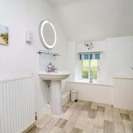 Eskdale View, 5 Hollins וויטבי