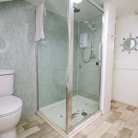 Eskdale View, 5 Hollins * וויטבי