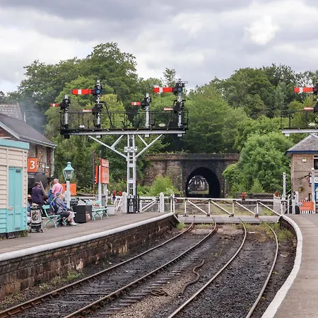 Eskdale View, 5 Hollins * Whitby